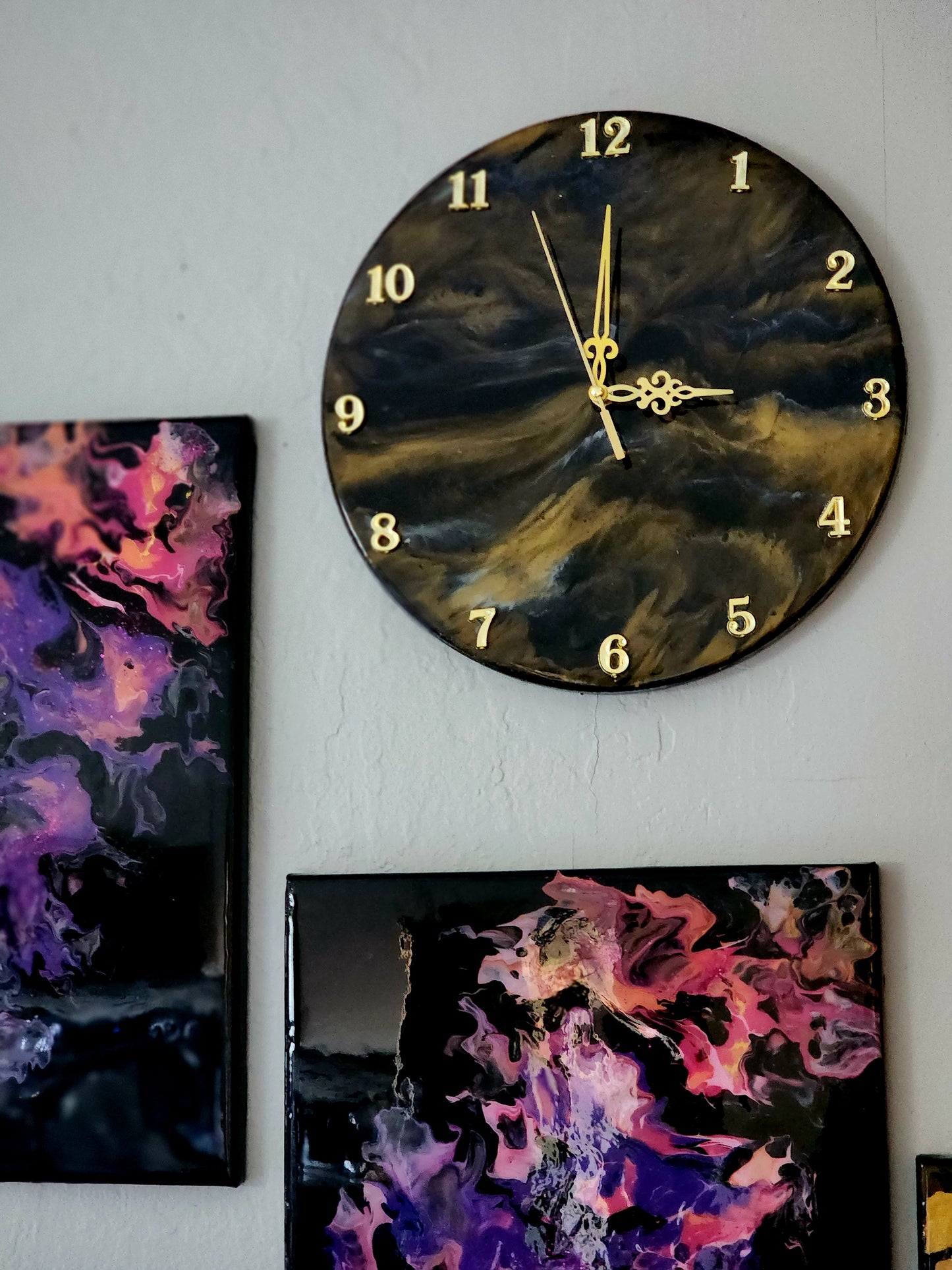 Resin Black Gold Wall Clock